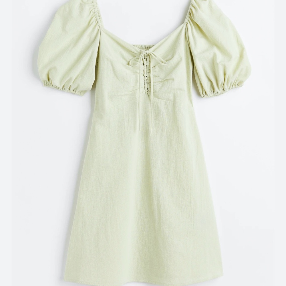 H&M Green dress with puffy sleeves and a tie detail